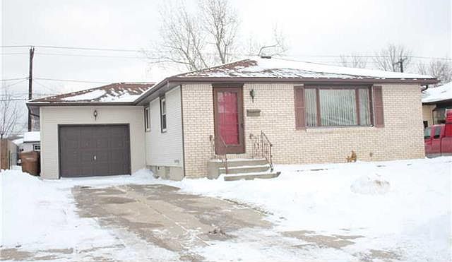 1st image of 197 N Seine Dr