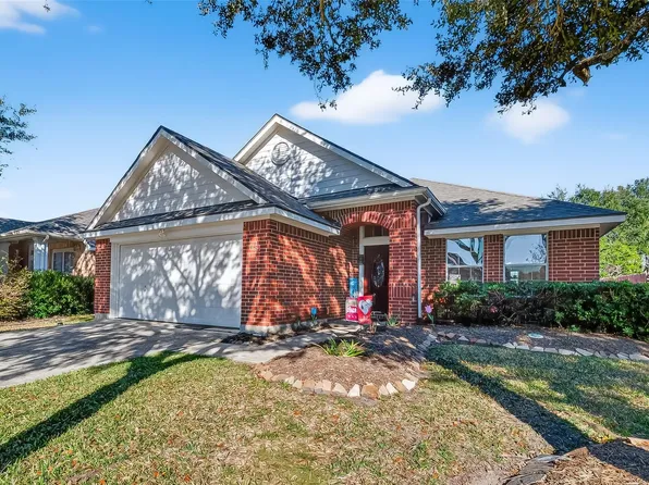 383 Livingstone Ln, League City, TX 77573
