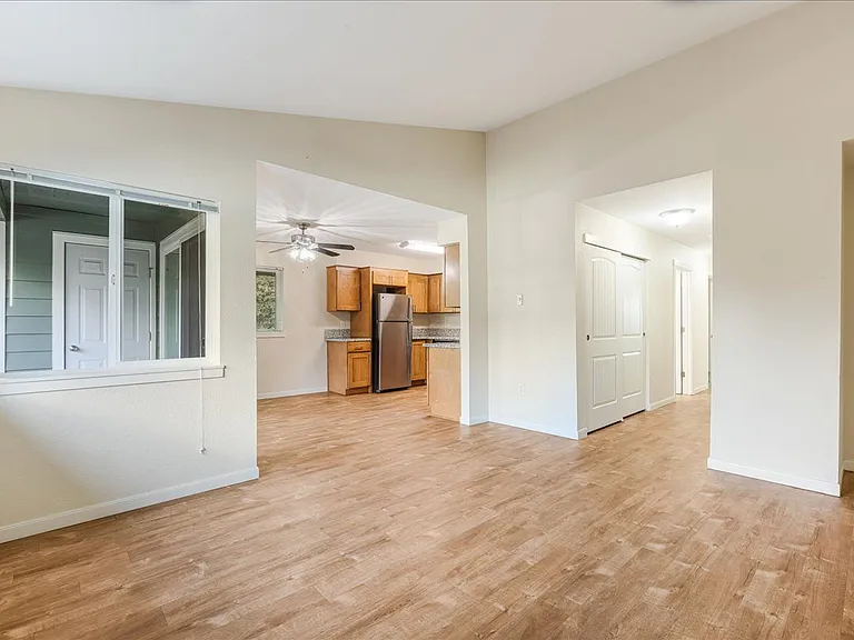 Cascade Woods Apartments — Photo 36
