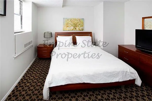 Rented by Empire State Properties | media 20