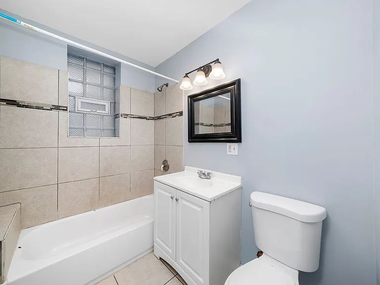 6553 S Martin Luther King Dr — Photo 5