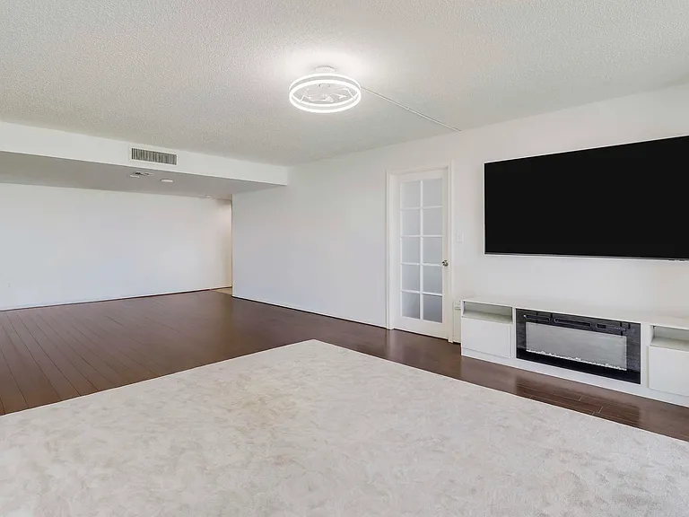 5600 N Flagler Dr #1001 — Photo 12