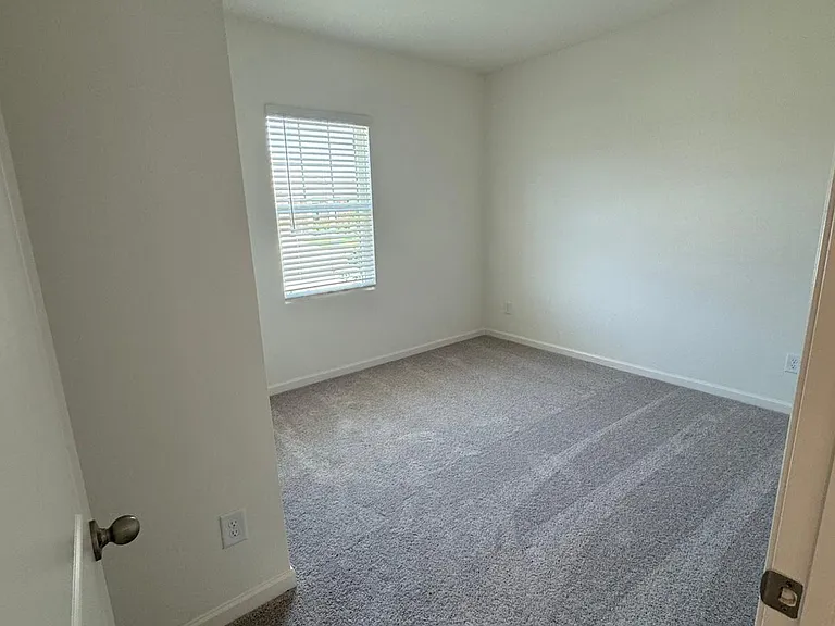4909 McCoy Dr — Photo 10