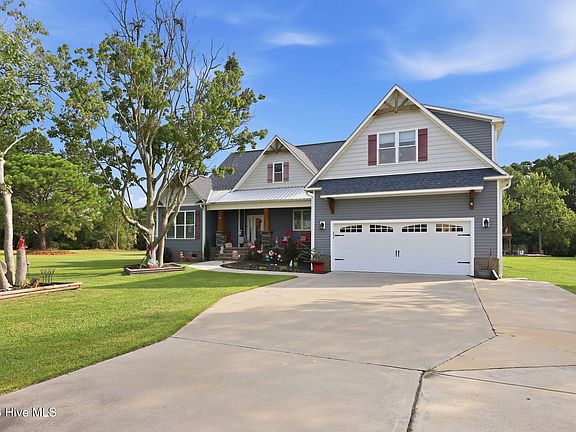 4th image of 771 Bay Tree Drive