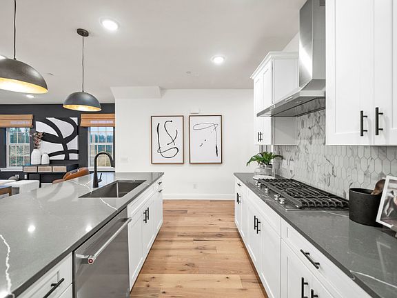 Chef-inspired kitchen