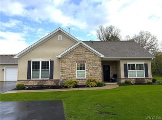 5683 Ferncrest Dr #B, Clarence Center, NY 14032