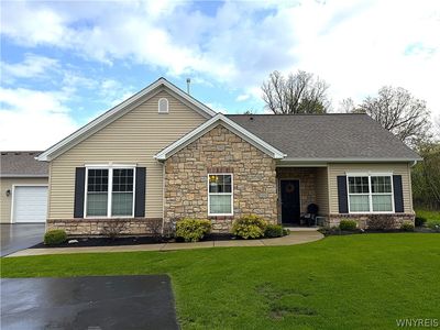 5683 Ferncrest Dr #B, Clarence Center, NY, 14032