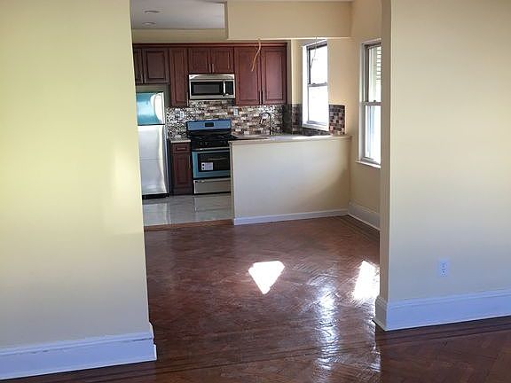 3rd image of 1170 E 95th St #1A
