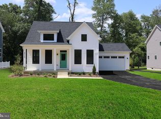 22133 Saint Louis Rd, Middleburg, VA 20117