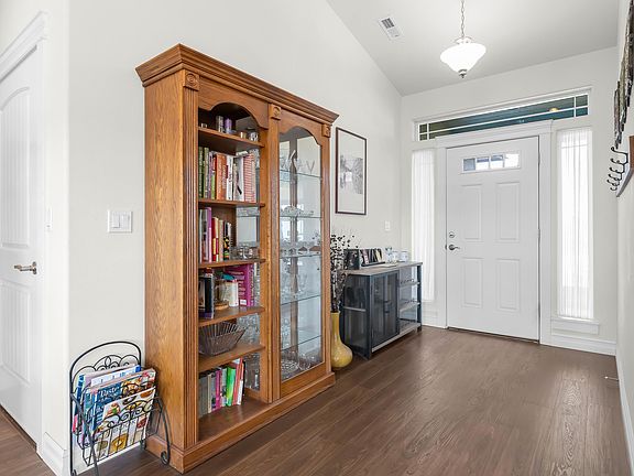 5th image of 28104 N Pear Dr