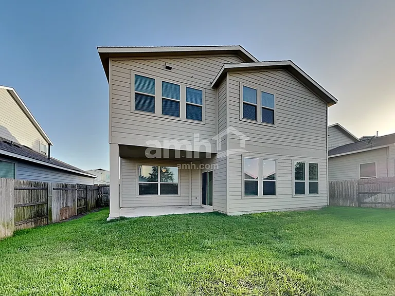 8112 Turnberry Ln — Photo 21