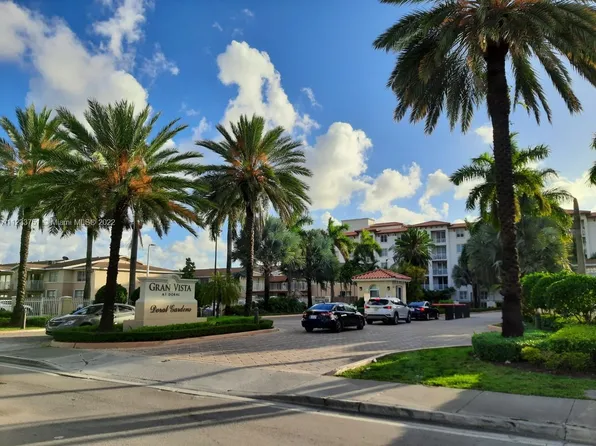 4560 NW 79th Ave APT 2H, Doral, FL 33166
