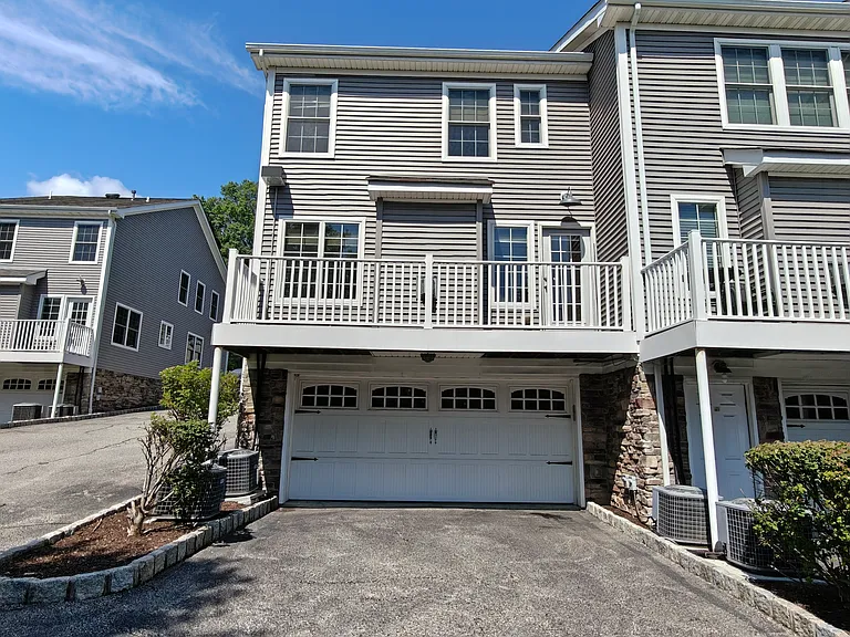 784 Kinderkamack Rd #4 — Photo 11