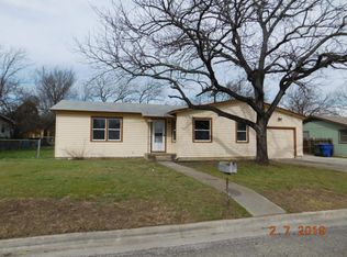 1004 S 3rd St, Copperas Cove, TX 76522