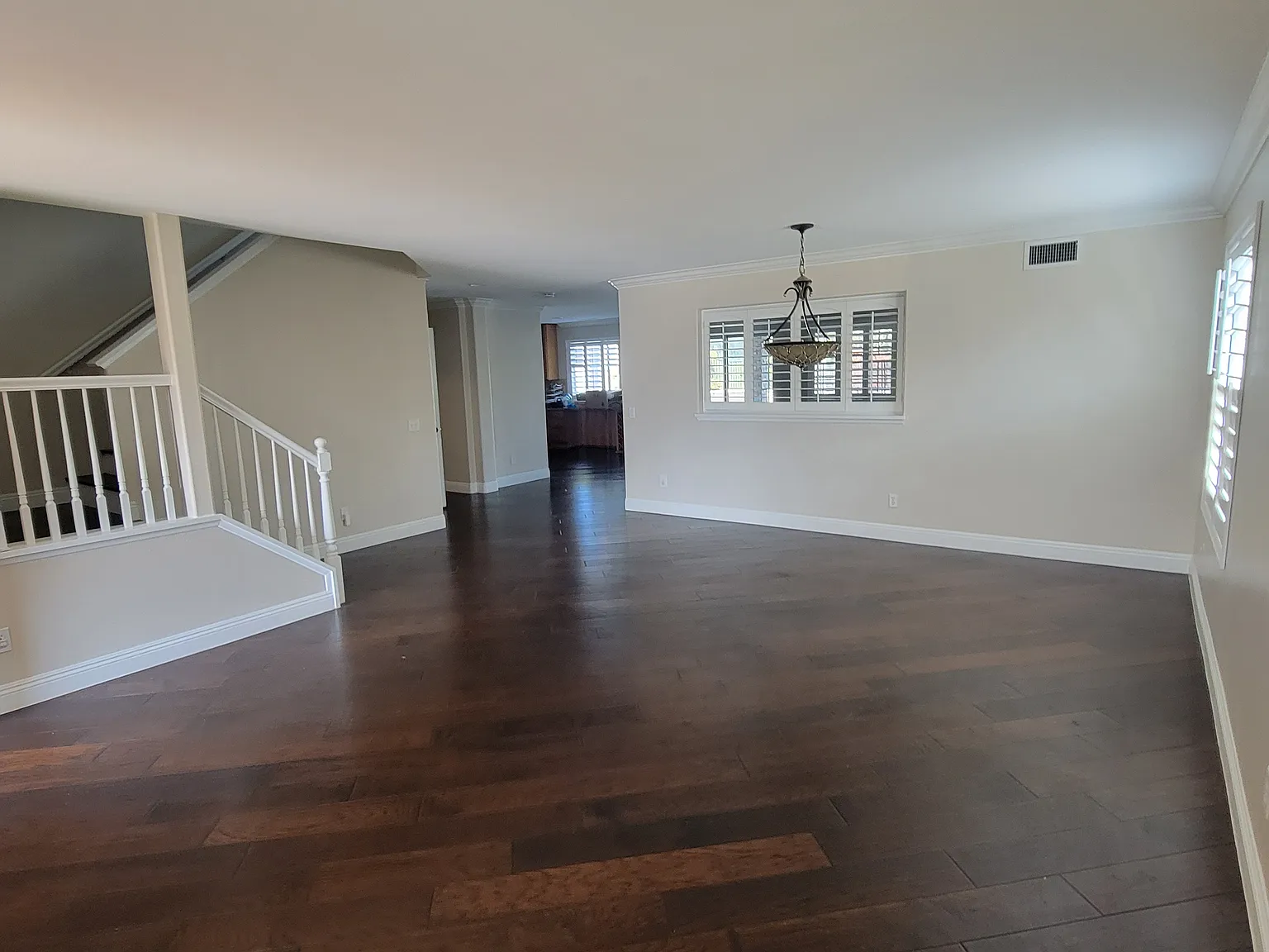 485 Lexington Cir — Photo 3