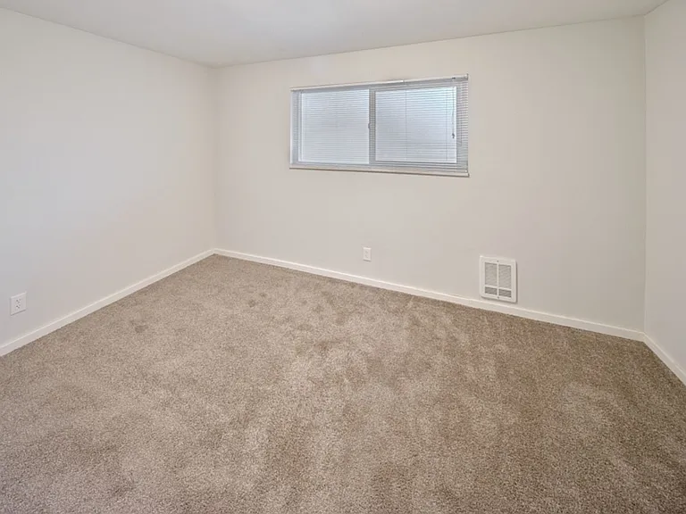 3430 Rainier Ave S — Photo 8