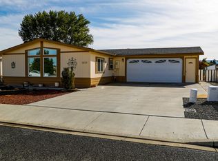 6804 Terry Ave, Yakima, WA 98908