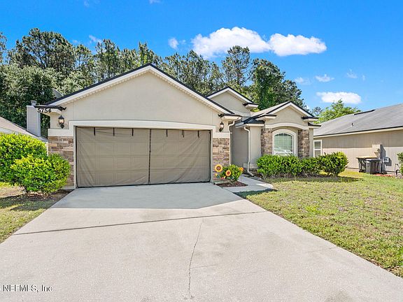 2nd image of 5754 ROYALTY Road