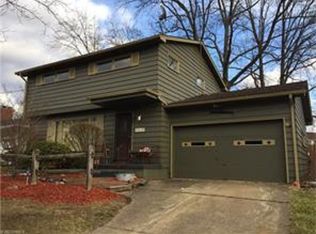1755 Carnegie Ave, Niles, OH 44446