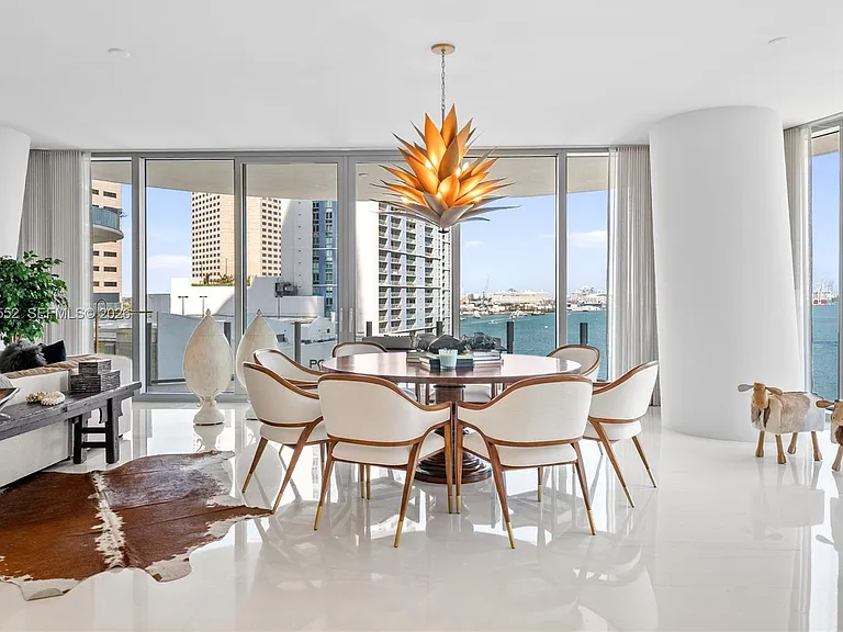 300 Biscayne Boulevard Way #901E — Photo 4