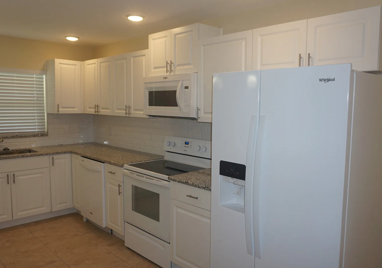 3 Bedrooms / 2 Bath Brandon Home — Photo 4