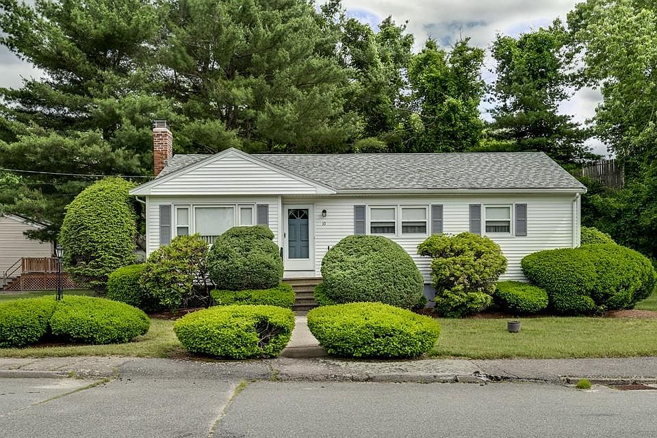1st image of 10 Sherman Dr