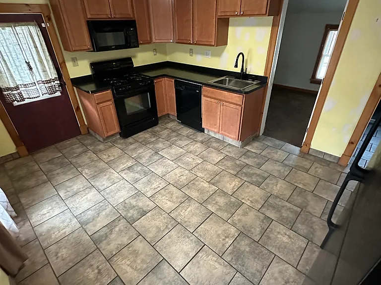 80 Crandall St #2 — Photo 12