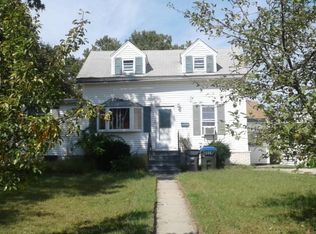 111 Babcock St, Providence, RI 02905