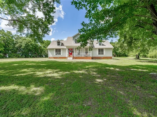 3109 Twin Lakes Pl, Alma, AR 72921