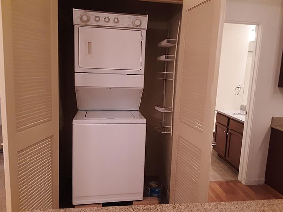 3rd image of 2150 S Main St Ste 307