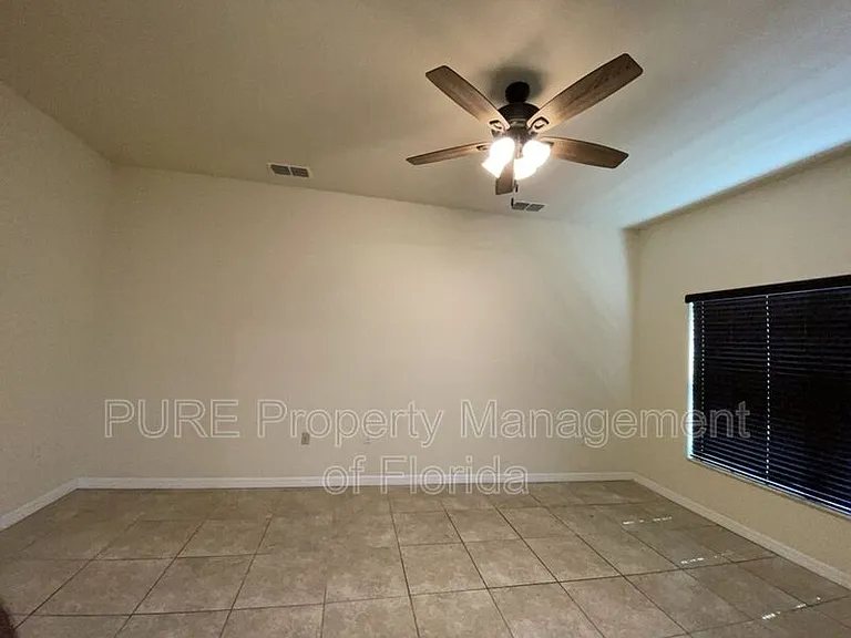887 NW 6th Ter #1 — Photo 5