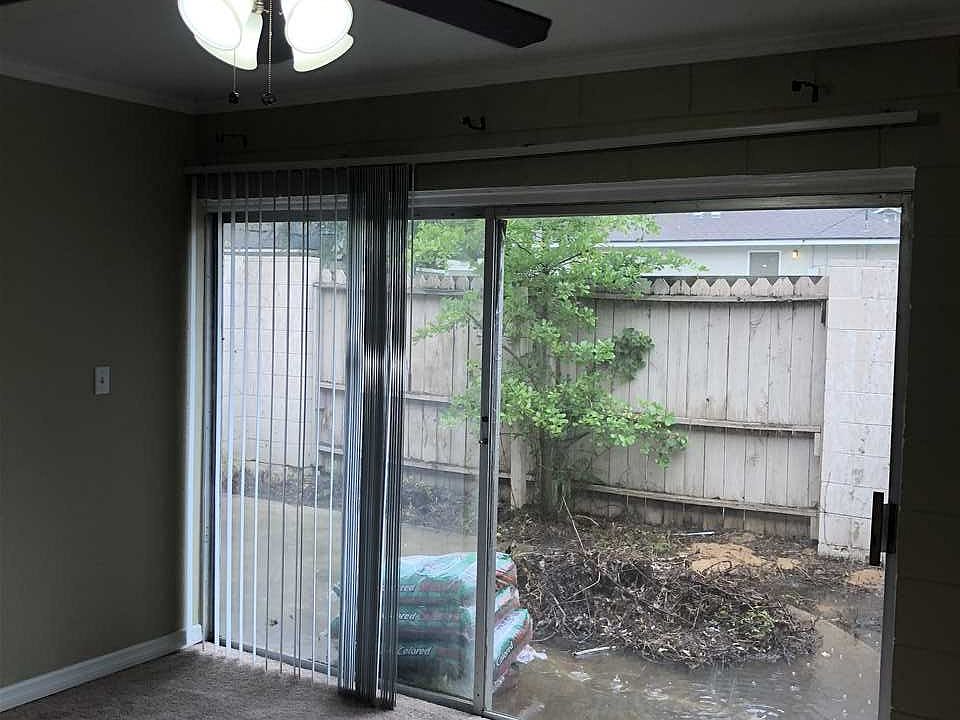 1st image of 2241 W Pensacola St APT 58
