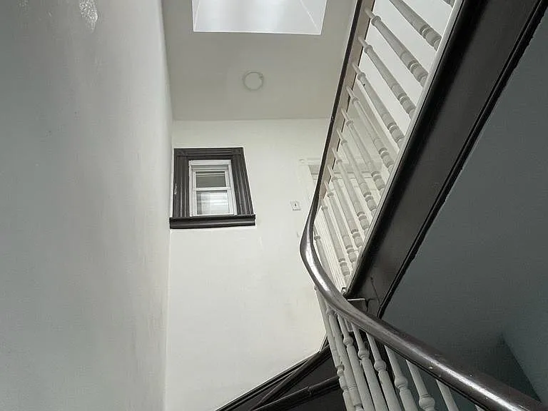 354 Liberty Ave — Photo 7