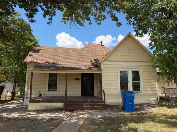 315 Elliott St, Taylor, TX 76574