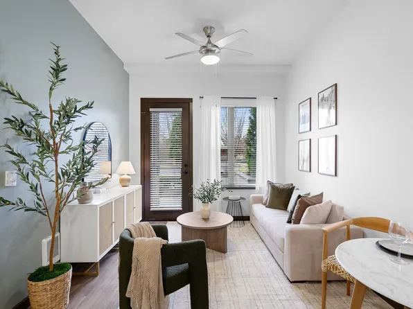 Tessera at Orenco Station