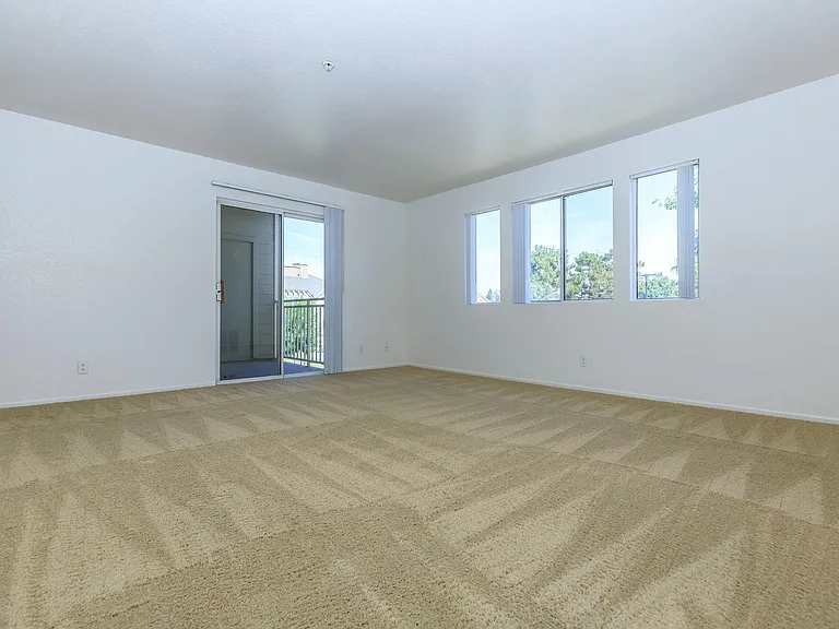 Cambridge Village Apartments — Photo 13