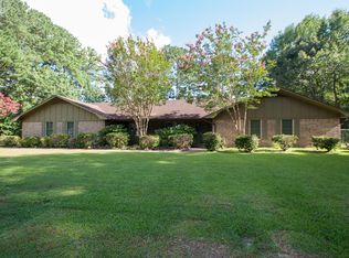 2011 Hickory Ln, El Dorado, AR 71730