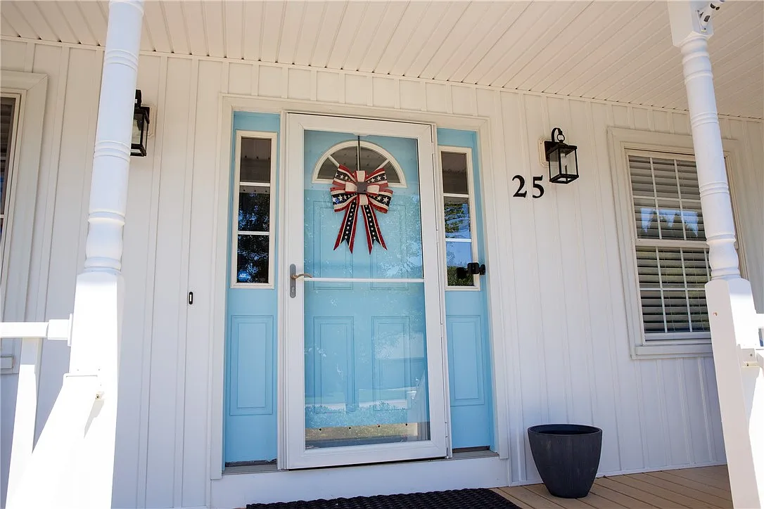 3 bed, 2.5 bath, 1814 sqft, $3,000 — Photo 2
