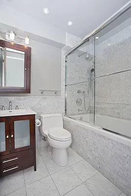 Sold by Corcoran | media 24