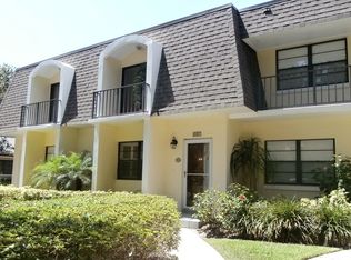827 Camelia Ln, Vero Beach, FL 32963