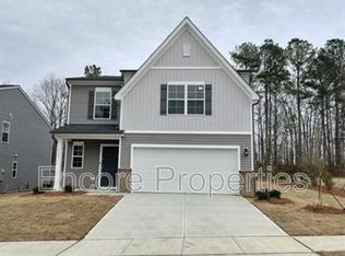 800 Bellewood Gardens Dr, Angier, NC 27501