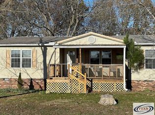 685 Clifty Rd, Paris, TN 38242