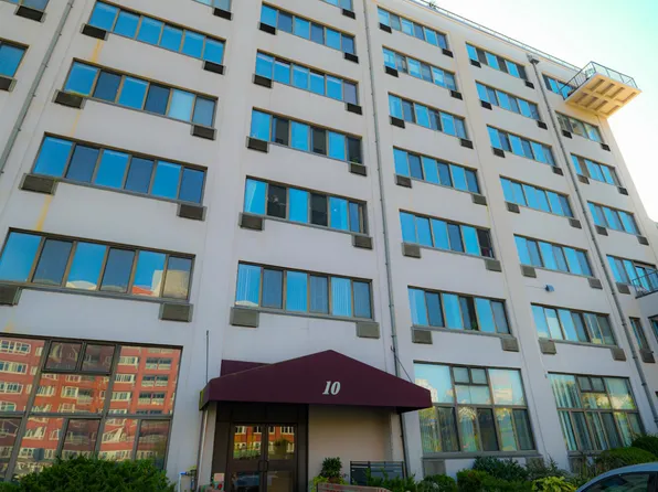 10 Bay Street Lndg APT 4G, Staten Island, NY 10301
