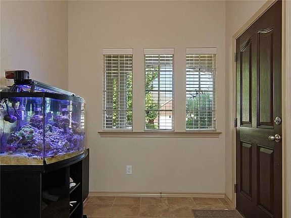 5th image of 8312 Indian Bluff Trl