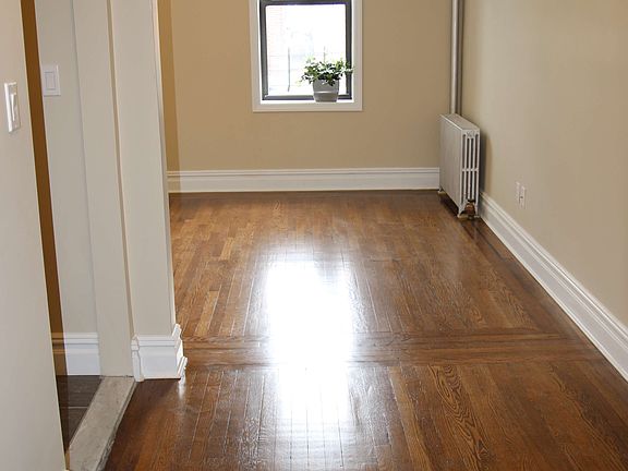 4th image of 3060 48th St APT 1F