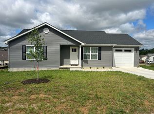 21 Kensington Dr, Union, MO 63084