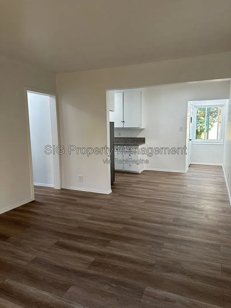 1 bed, 1.0 bath, $1,750 — Photo 2