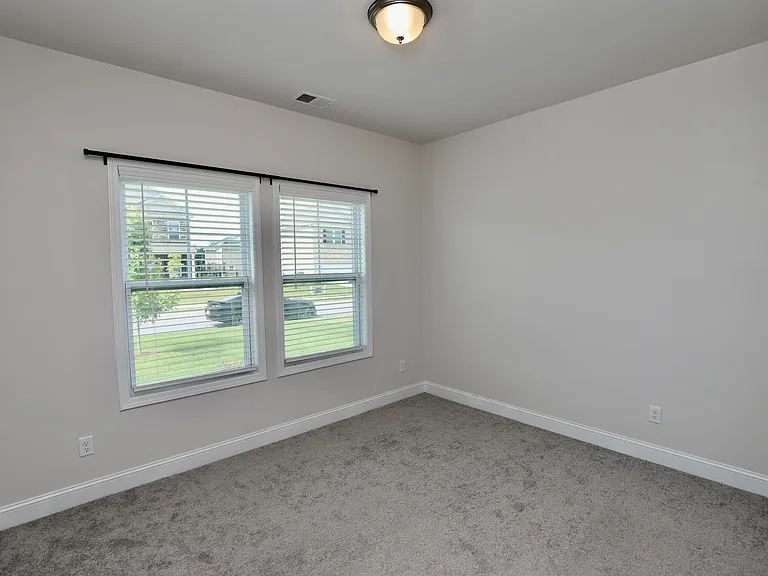 870 Curlew Cir — Photo 14