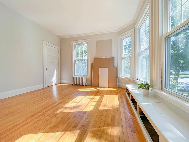 63 Pleasant Ave #1 — Photo 38