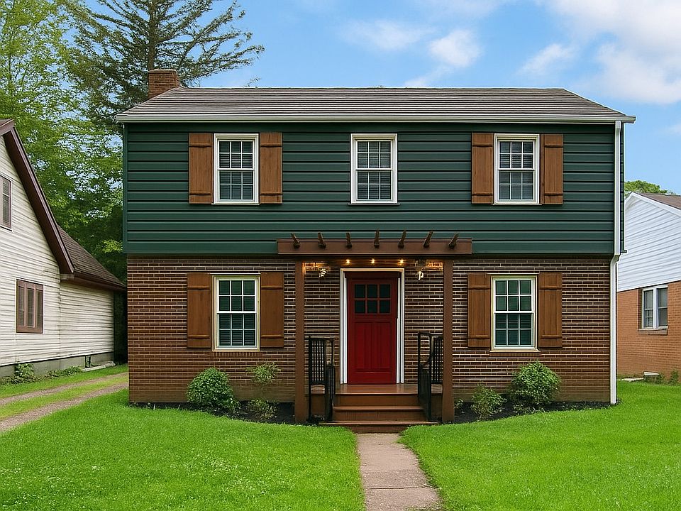 2nd image of 4730 Rookwood Ave
